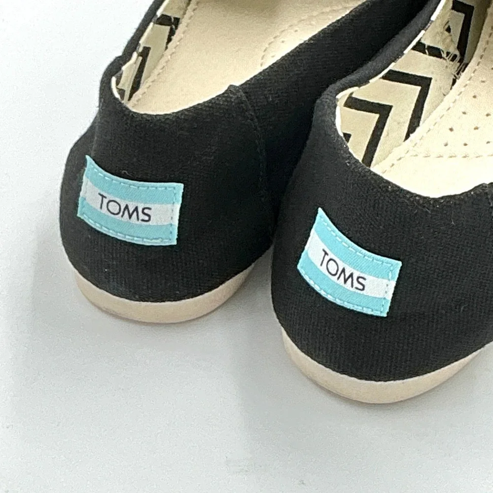 Toms brand model